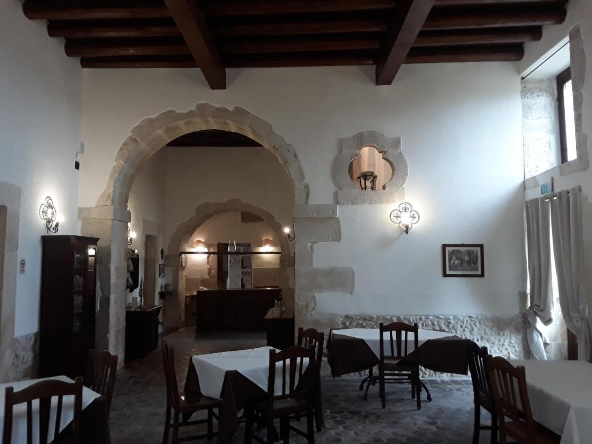Hotel Lady Lusya Cassibile Kültér fotó